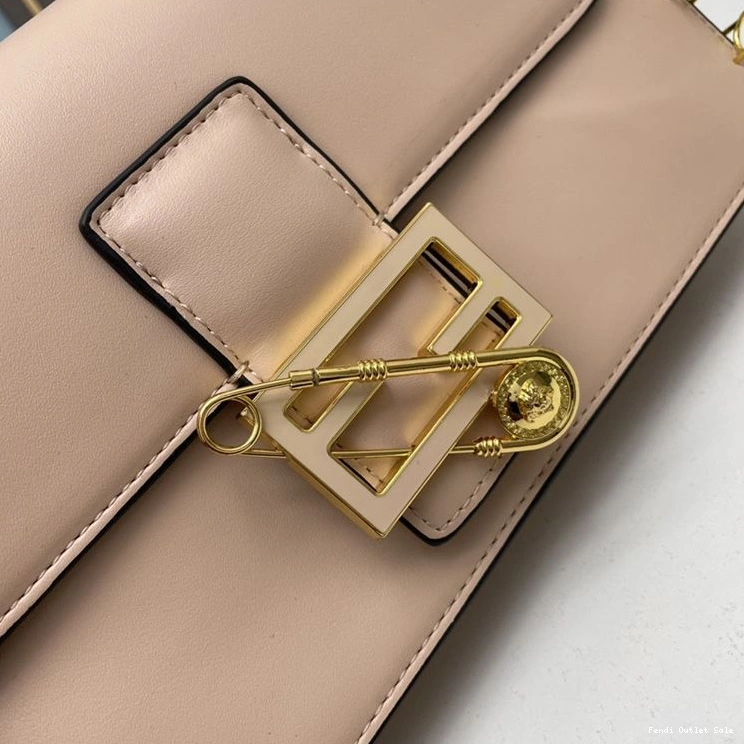 Affordable Brooches Bag Medium Fendi In Pink Fendace Leather Calf with Baguette Pin 0713